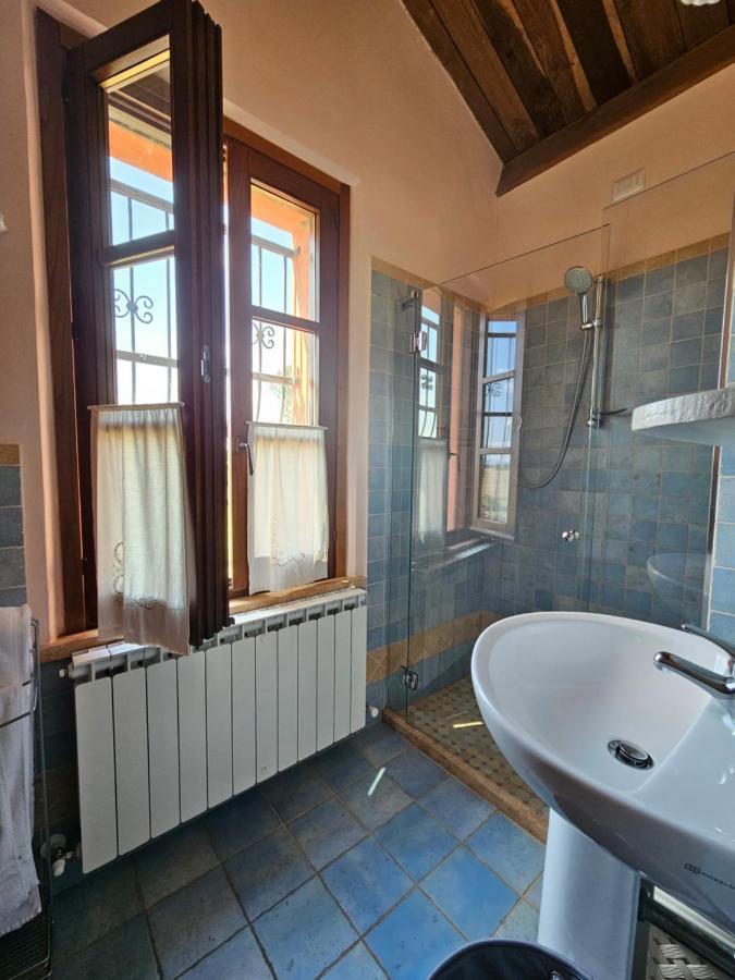 La Casa Dei Tigli Bed & Breakfast Cannara Bagian luar foto