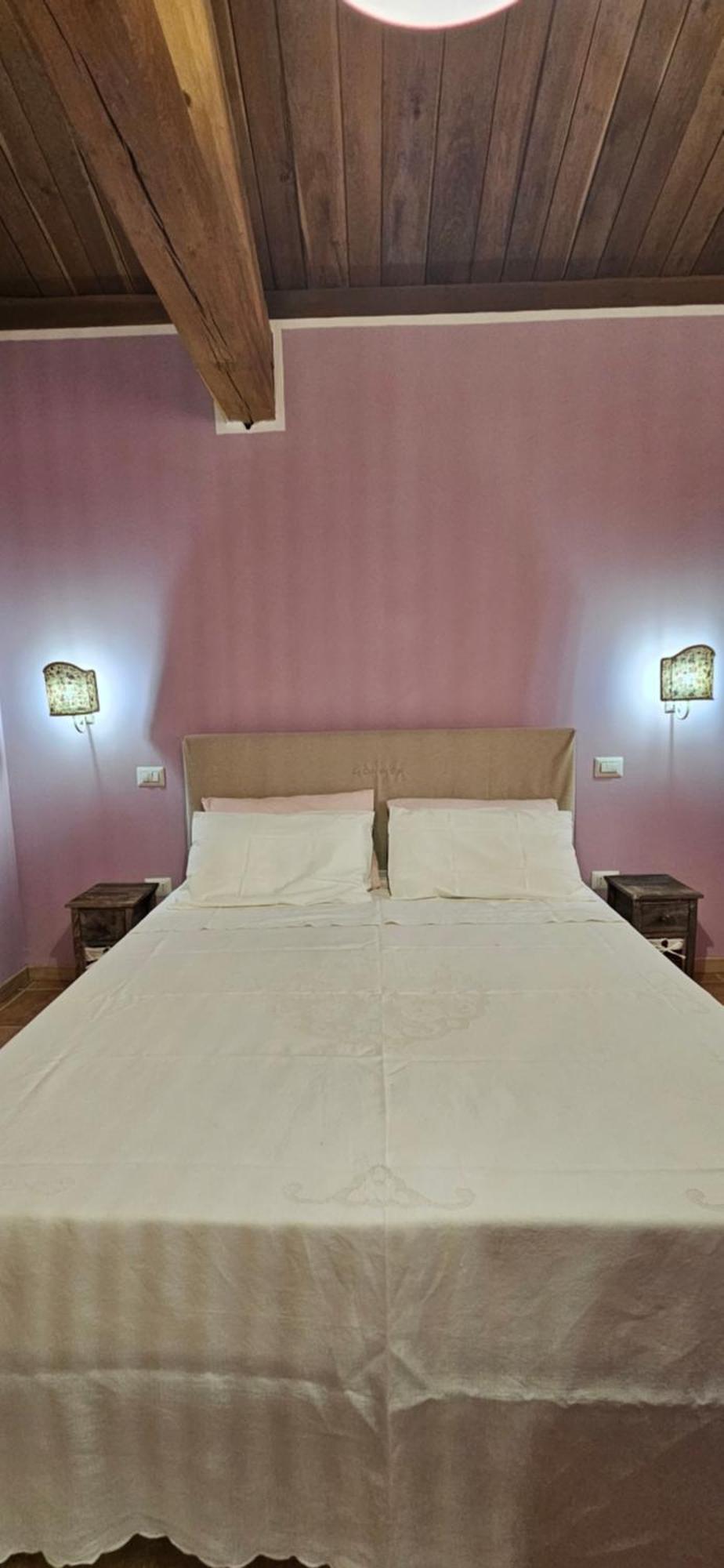La Casa Dei Tigli Bed & Breakfast Cannara Bagian luar foto