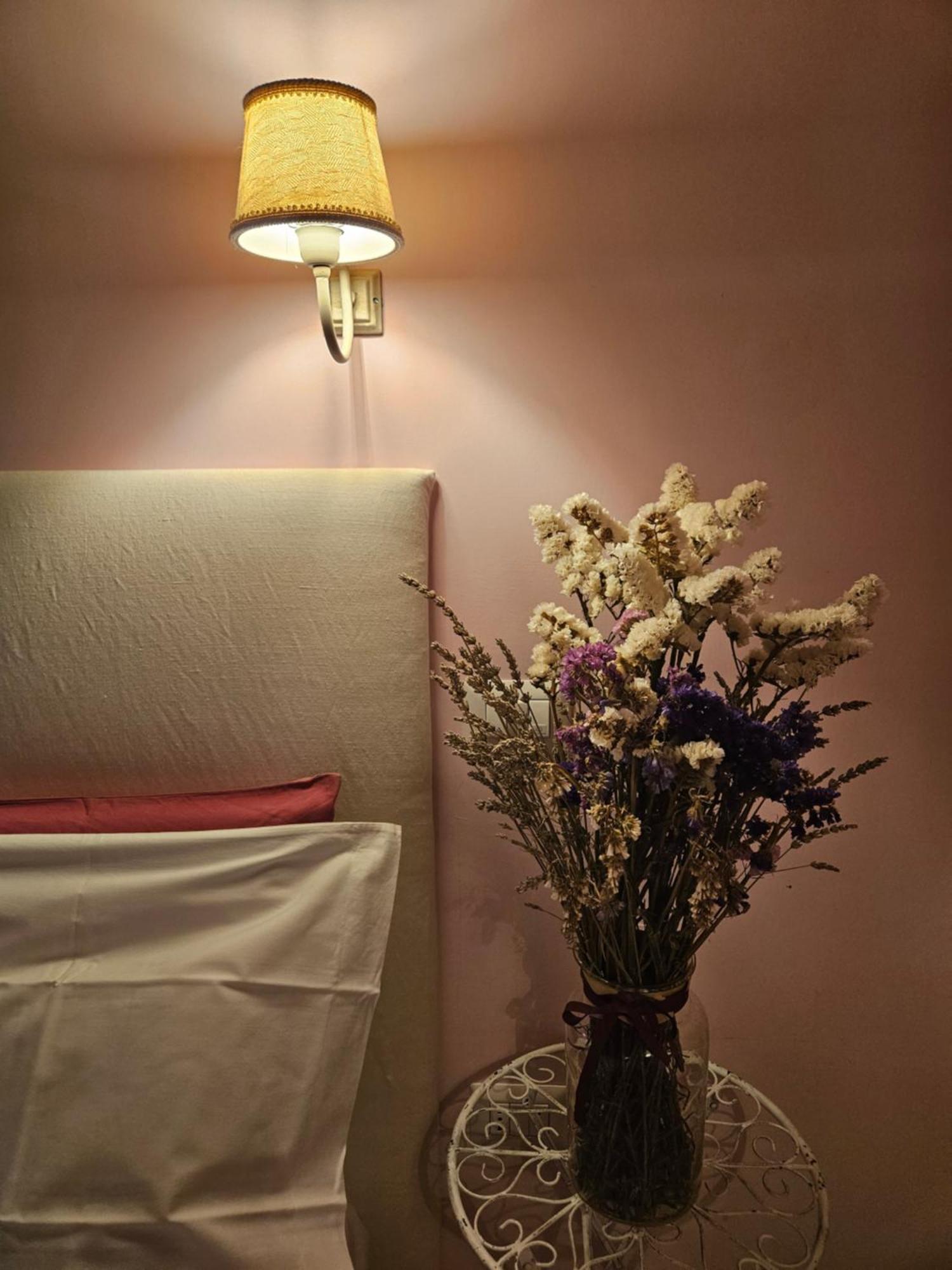 La Casa Dei Tigli Bed & Breakfast Cannara Bagian luar foto