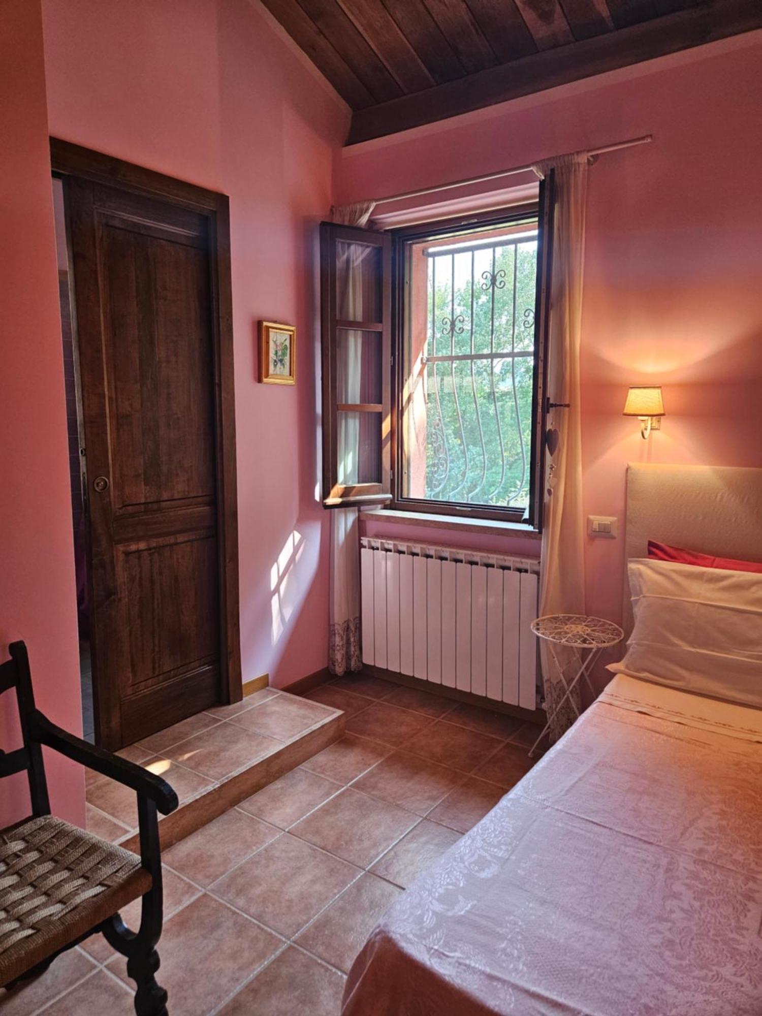 La Casa Dei Tigli Bed & Breakfast Cannara Bagian luar foto